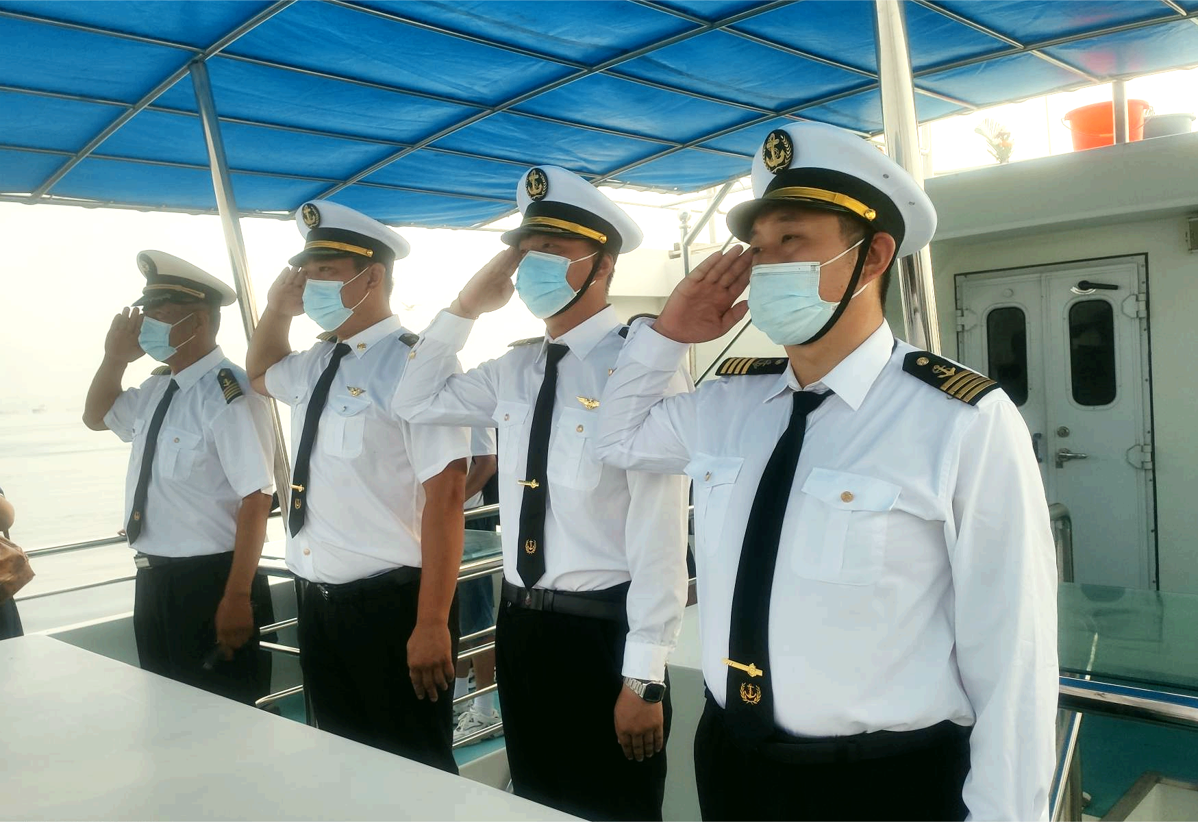 公益集体海葬